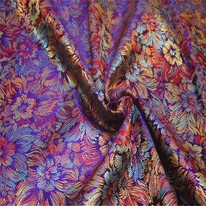 Tessuto di Hangzhou 100% Poliestere Jacquard Broccato Effetto Seta per Abiti e Abbigliamento Cinese - Product Image 2