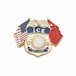 Póngase en contacto <span class=keywords><strong>con</strong></span> <span class=keywords><strong>nosotros</strong></span> obtenga $ 1000, pines de solapa de encargo de esmalte suave barato, perno de esmalte vendedor c - Product Image 1