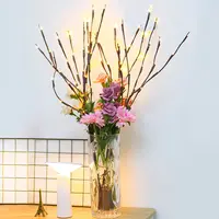 Florero de Navidad con 20 bombillas, lámpara de rama de árbol de sauce LED Floral para café