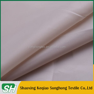 Usine approvisionnement d'eau chaude vente teint clair 210 T tissu de <span class=keywords><strong>taffetas</strong></span> pour <span class=keywords><strong>le</strong></span> vêtement doublure - Product Image 1