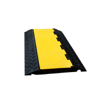 Protection de câble en caoutchouc PVC à 5 canaux, taille 30*40mm, dimensions 900*500*50mm, homologué CE RoHs, protection de câble à 5 voies