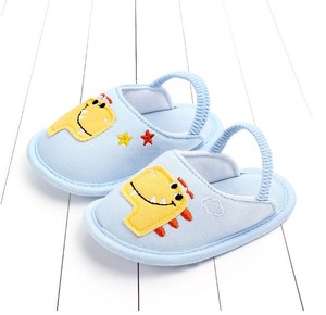 <span class=keywords><strong>Pantofole</strong></span> in stoffa per bambini per neonati e scarpe da interno per bambini <span class=keywords><strong>pantofole</strong></span> in cotone antiscivolo con suola morbida per bambini - Product Image 3