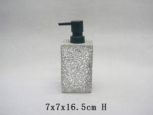 Distributeur de savon en bois à cylindre rond Nature - Product Image 6