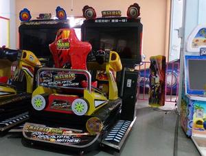 Hotselling Post apocalittico caos a gettoni auto da corsa simulatore Arcade macchina per videogiochi in vendita - Product Image 4