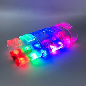 Articoli incoraggianti per concerti di musica per feste di capodanno braccialetto a luce lampeggiante a LED braccialetti a LED in PVC colorato Happy Light Up - Product Image 4