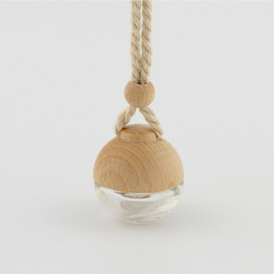 <strong>Skull</strong> Shape <strong>Bottle</strong> Hanging Car Perfume Diffuser - Product Image 2