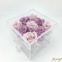 Boîte en acrylique de fleurs préservées de luxe - Longue durée (3-5 ans) - Cadeau pour la fête des mères et la remise des diplômes