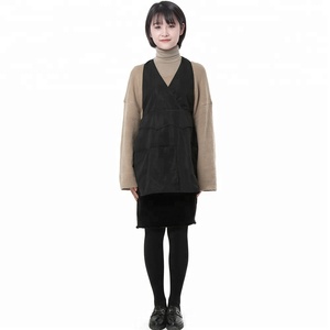 Nero Poliestere Materiale Donne Salone di Bellezza Uniforme Per Salone di bellezza - Product Image 1