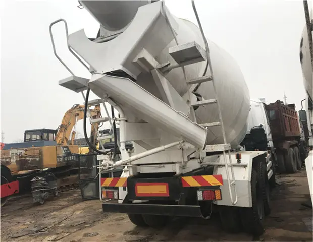 Gebruikt I-Suzu Betonmixer Truck 8-10 Cbm Voor Verkoop