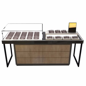 Chuyên Nghiệp Thương Mại Treo Tường Có Thể Khóa Showcase Bán Lẻ Thủy Tinh Hiện Đại Ý Tưởng Cửa Hàng Quang Học Tên Hiển Thị Tủ - Product Image 6