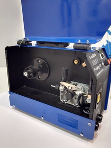 Portable IGBT <span class=keywords><strong>MIG</strong></span> <span class=keywords><strong>MAG</strong></span> Sans Gaz Soudeurs <span class=keywords><strong>MIG</strong></span> <span class=keywords><strong>Aluminium</strong></span> 180A Machines À Souder <span class=keywords><strong>MIG</strong></span> Gaz Sans Gaz - Product Image 3