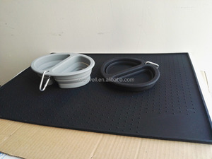 Köpek ve evcil hayvan besleme paspası kedi maması için kaymaz su geçirmez silikon Placemat su kasesi - Product Image 5
