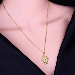MECYLIFE In Acciaio Inox di Alta Qualità Amuleto Talismano Collana Mano di Fatima Placcato Oro della Mano di Hamsa Collana - Product Image 5