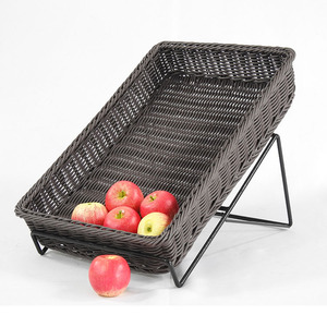Cestino portaoggetti rettangolare per <span class=keywords><strong>pane</strong></span> alimentare in <span class=keywords><strong>plastica</strong></span> di vimini intrecciato a mano in PP di vendita caldo personalizzato - Product Image 2
