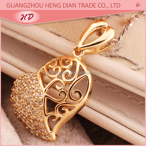 Collana con <span class=keywords><strong>Ciondolo</strong></span> a Forma di Cuore Spezzato con <span class=keywords><strong>Fiore</strong></span> <span class=keywords><strong>della</strong></span> <span class=keywords><strong>Vita</strong></span> in Metallo Dorato Puro con Strass e Gemme, Moda 2018 - Product Image 4