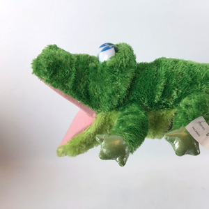 Títere <span class=keywords><strong>de</strong></span> <span class=keywords><strong>mano</strong></span> <span class=keywords><strong>de</strong></span> peluche <span class=keywords><strong>de</strong></span> <span class=keywords><strong>cocodrilo</strong></span>, forma <span class=keywords><strong>de</strong></span> animal realista, con boca <span class=keywords><strong>de</strong></span> trabajo, OEM, fábrica <span class=keywords><strong>de</strong></span> China - Product Image 4
