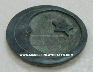 Plaque à encens en pierre ollaire - Product Image 1