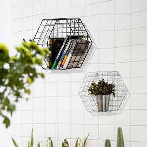 Haute qualité prix bas <span class=keywords><strong>lot</strong></span> <span class=keywords><strong>de</strong></span> <span class=keywords><strong>3</strong></span> noir fixé au mur en métal fil étagère murale hexagonale en ventes - Product Image 4