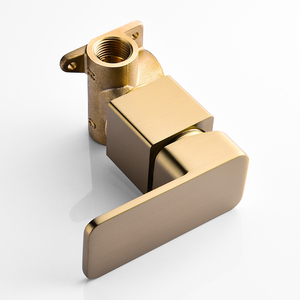 A parete Oro Spazzolato Singola Maniglia Bagno Miscelatore Del Bacino Rubinetto - Product Image 3