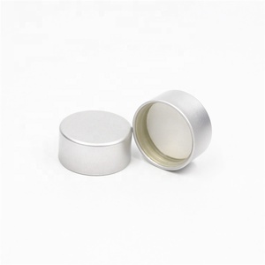 GPI 33/400 <strong>Absolute</strong> <strong>Vodka</strong> Bottle <strong>Cap</strong> Lid Closure - Product Image 5