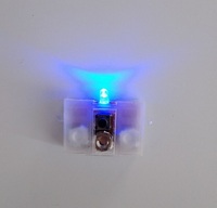 Vente en gros d'usine en Chine de chaussures lumineuses à LED pour enfants chaussures clignotantes décoratives de Noël