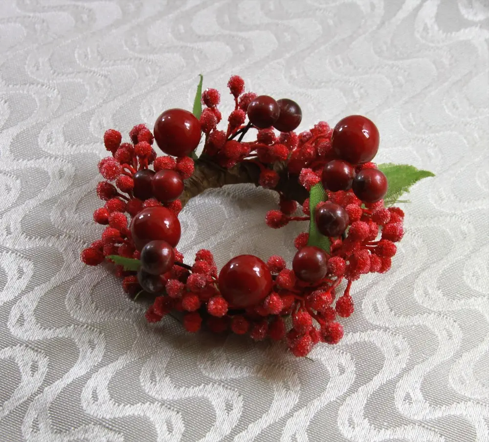 عيد الميلاد الأحمر الفاكهة خاتم منديل الزفاف الديكور اللؤلؤ حامل مناديل