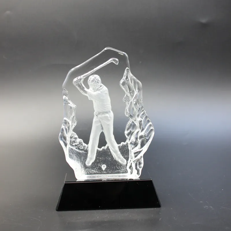 Chine fabrication approvisionnement grand honneur sport thème k9 cristal trophée golf