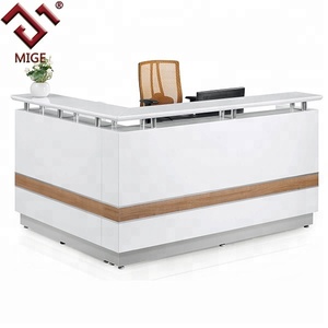 Mostrador de Oficina en Forma de L con Diseño de Pintura Blanca - Product Image 2