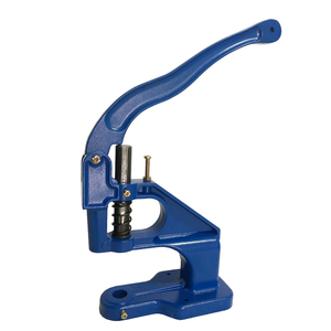 Máquina Perforadora Manual de Aluminio Moderna con Ojales y Broches, Técnica de Plateado Ecológica - Product Image 1