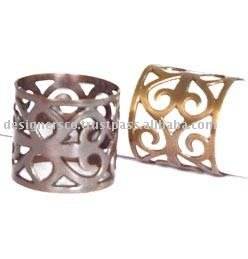 Ensemble de ronds de serviette en or découpé à fleurs décoration de table élégante porte-serviettes élégants mariages parfaits fêtes décor de salle à manger moderne - Product Image 2