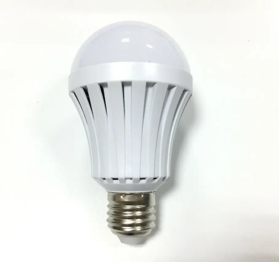 גלם חומר שנעשה b22 led תאורת הנורה בהודו מחיר, חירום מנורת 7W b22 led תאורת הנורה