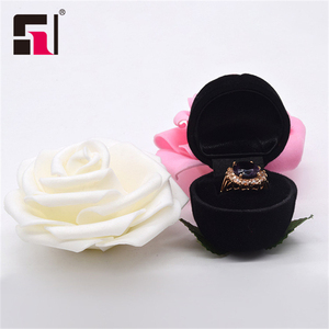 Pas Cher Luxe Fantaisie Personnalisé En Forme De Rose Bague Boîte À Bijoux Rose Fleur Bague Bague En Or <span class=keywords><strong>Massif</strong></span> Goujon Or Rose - Product Image 5