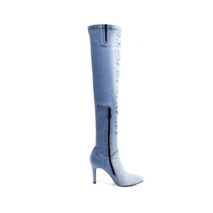 Botas altas <span class=keywords><strong>hasta</strong></span> <span class=keywords><strong>el</strong></span> <span class=keywords><strong>muslo</strong></span> de mezclilla con tacón de aguja lavadas sexis para mujer al por mayor de fábrica - Product Image 4