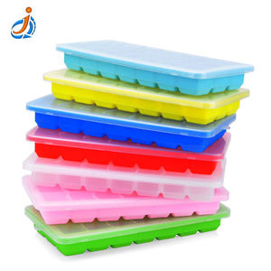 Non-Bastone Eco-Friendly Silicone Vassoio del Cubo di Ghiaccio Con Coperchio - Product Image 4