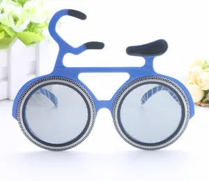 Plastik Renkli Çılgın Parti Beyaz Plastik Bisiklet Yenilik Güneş Gözlüğü türük olacak güç gözlük Plastik Parti Güneş Gözlüğü