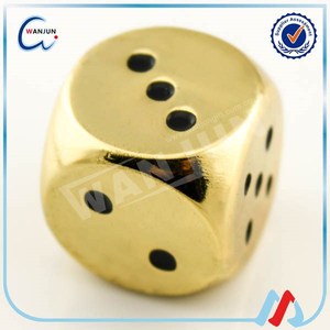 laser di precisione dadi inciso in metallo personalizzati - Product Image 5