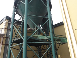 Nhỏ <span class=keywords><strong>AAC</strong></span> autoclaved có ga khối bê tông làm cho máy móc với <span class=keywords><strong>Fly</strong></span> <span class=keywords><strong>Ash</strong></span> PLC & động cơ tự động gạch dây chuyền sản xuất - Product Image 4