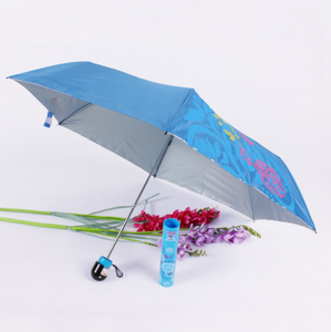 Paraguas Plegable de 3 Secciones con Diseño de Muñeca Japonesa - Product Image 4