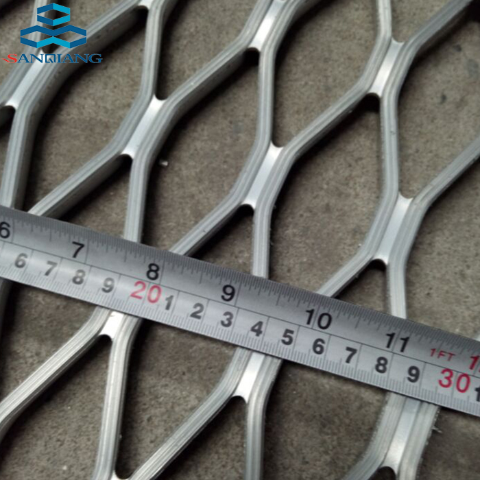 Экструдированная сетчатая алюминиевая решетка для подиума