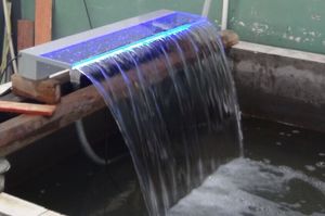Cascade en acrylique avec barre lumineuse LED RVB pour <span class=keywords><strong>jardin</strong></span>, étang, cascade et piscine, spa, élément aquatique - Product Image 3