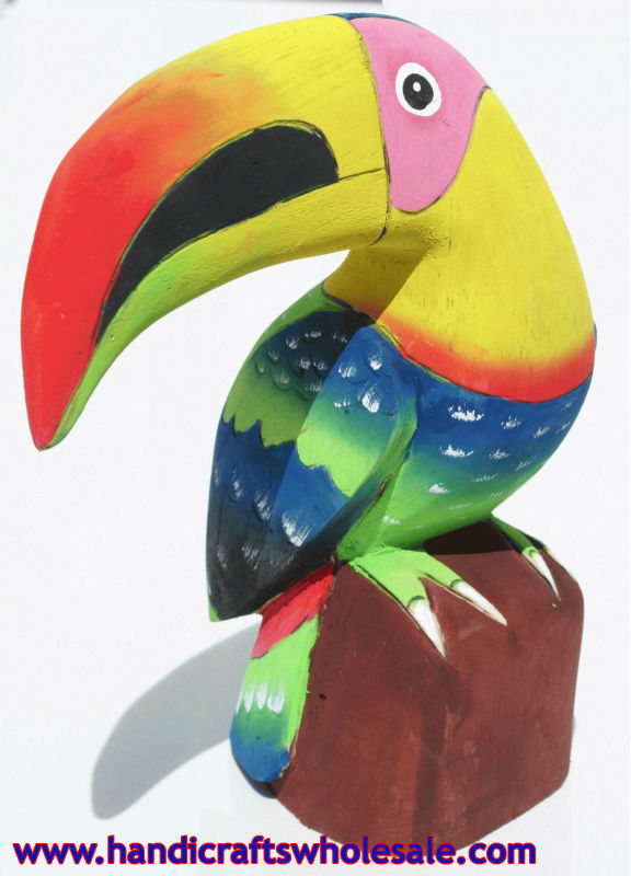 激安アウトレット バルサ木彫りのカラフルなオオハシ、木の彫刻の鳥、販売のための 彫刻・オブジェ