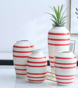 <strong>Personalised</strong> Bee Belly Design Modern Elegant Stripe Black and White Round Tabletop Ceramic <strong>Vase</strong> - Product Image 3