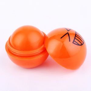 Bálsamo Labial Vegano Natural Puro, Hidratante y Nutritivo, con Diseño de Oso Romántico Sonriente en Rojo Rosado - Product Image 4