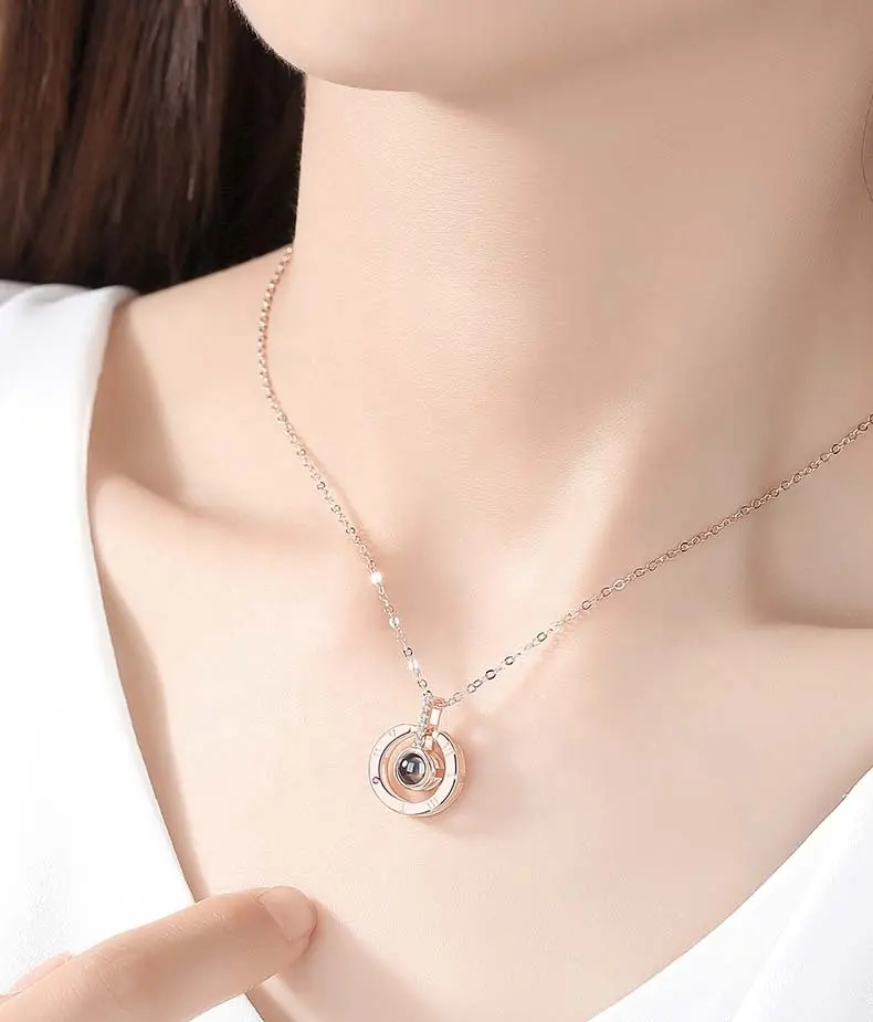 925 Sterling Silver Nano Ukiran Proyeksi 100 Sarang Berbeda I Love You Liontin 18K Kalung Berlapis Emas Mawar 18K Perhiasan