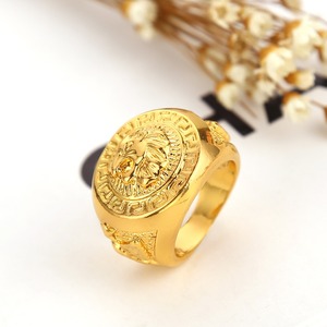 <span class=keywords><strong>Anillo</strong></span> Grande de <span class=keywords><strong>Oro</strong></span> con Cabeza de León Chapado en <span class=keywords><strong>Oro</strong></span> de <span class=keywords><strong>24k</strong></span>, el Más Vendido - Product Image 1