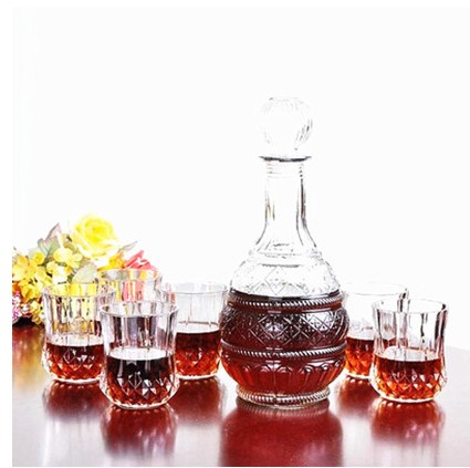 Hot sale eco-friendly wine glass set wine decanter set
