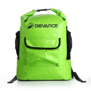 Sac à dos de voyage et d'aventure étanche 22L en PVC 500D, moderne, portable, avec courbe physiologique du dos et fermeture Roll-Top, idéal pour la vente en gros (OEM) - Product Image 3