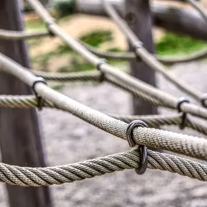 PP เคลือบผสมสนามเด็กเล่นเชือกสำหรับปีนเขาสุทธิ - Product Image 1