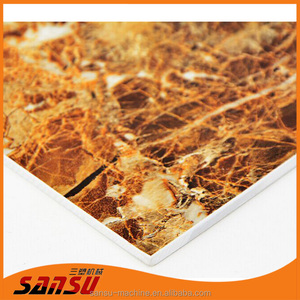 El último diseño <span class=keywords><strong>de</strong></span> alta densidad <span class=keywords><strong>de</strong></span> tablero <span class=keywords><strong>DE</strong></span> <span class=keywords><strong>PVC</strong></span> precio, <span class=keywords><strong>pvc</strong></span> rodapié con cualquier impresión <span class=keywords><strong>de</strong></span> la insignia - Product Image 1