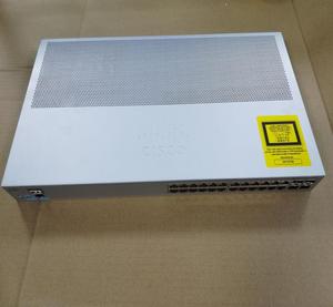 Commutateur d'entreprise géré d'occasion Cisco Catalyst WS-<span class=keywords><strong>C2960L</strong></span>-<span class=keywords><strong>24TS</strong></span>-<span class=keywords><strong>LL</strong></span> 24 ports Gigabit Uplink LAN Lite avec 4x1G SFP, couche 2 - Product Image 2